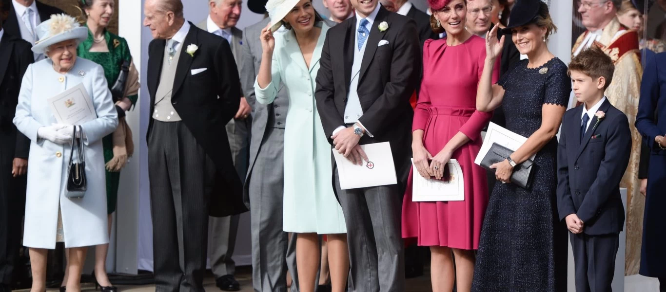 Βασίλισσα Ελισάβετ: Συγκάλεσε οικογενειακό συμβούλιο για την «επόμενη μέρα» του παλατιού